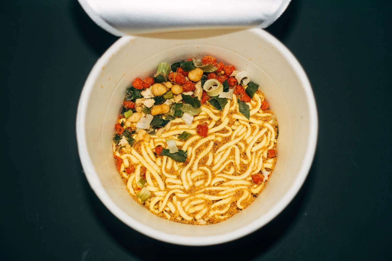 カップラーメンのイメージ